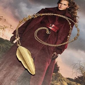 Vintage Champagne Glass Beaded Chain Leaf Pendant Gold Necklace